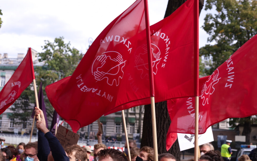 Popieramy jawność płac i obowiązek informowania o wysokości wynagrodzeń w ofertach pracy